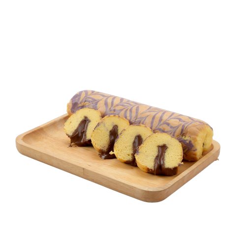 Tapak Kuda Full Hazelnut, cut to show the layers